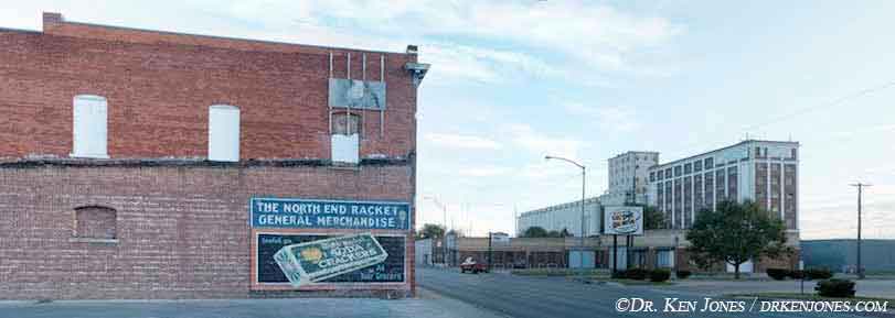 _ghostsigns_jpegs/KS_Wichita_RacketStore_01.jpg